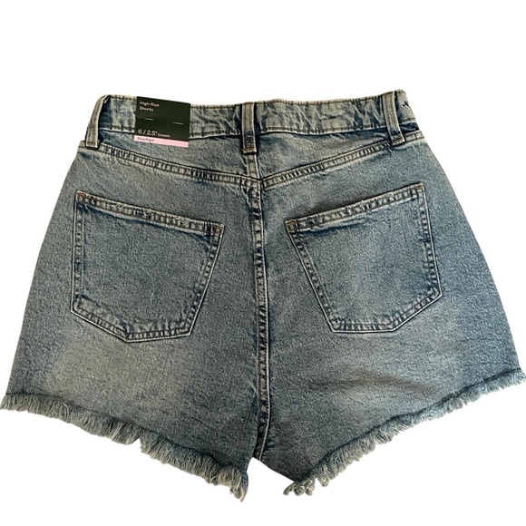 NWT Wild Fable High Rise Easy Rigid Cut Off Distressed Jean Shorts Women's 6 - Picture 2 of 11